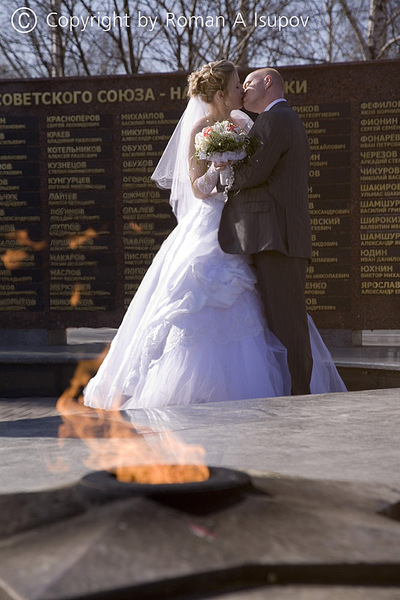 click for enlarge 667 X 1000 <P>161,3 Kb picture