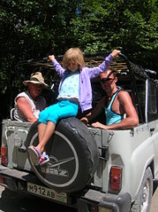 click for enlarge 1712 X 2288 758,6 Kb picture