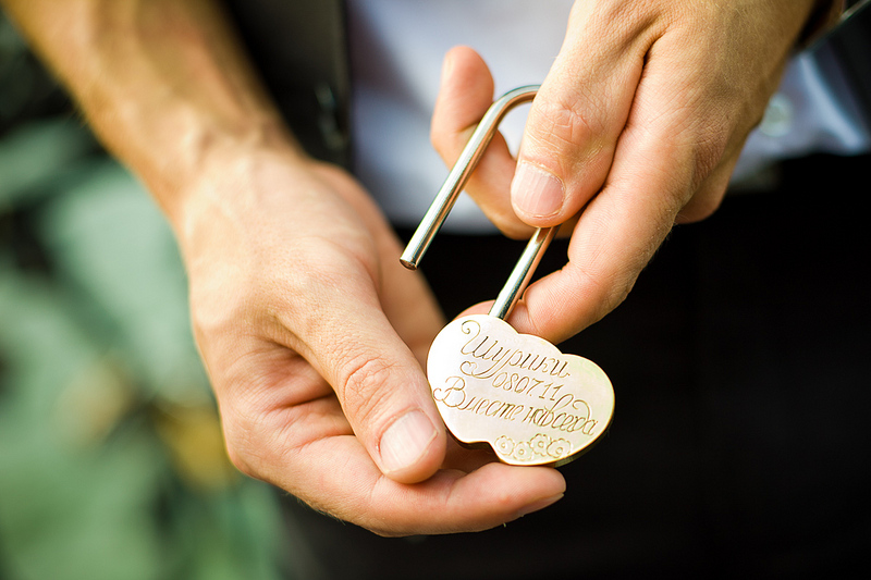 click for enlarge 1200 X 800 357,6 Kb picture