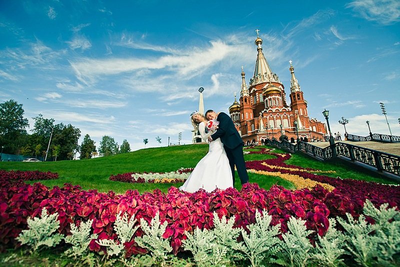 click for enlarge 1920 X 1280 781,3 Kb picture