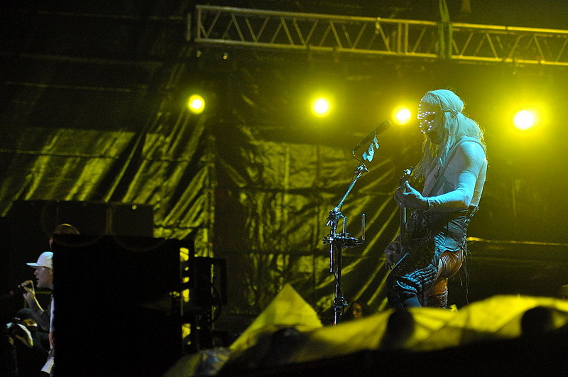click for enlarge 1000 X 664 161.4 Kb picture