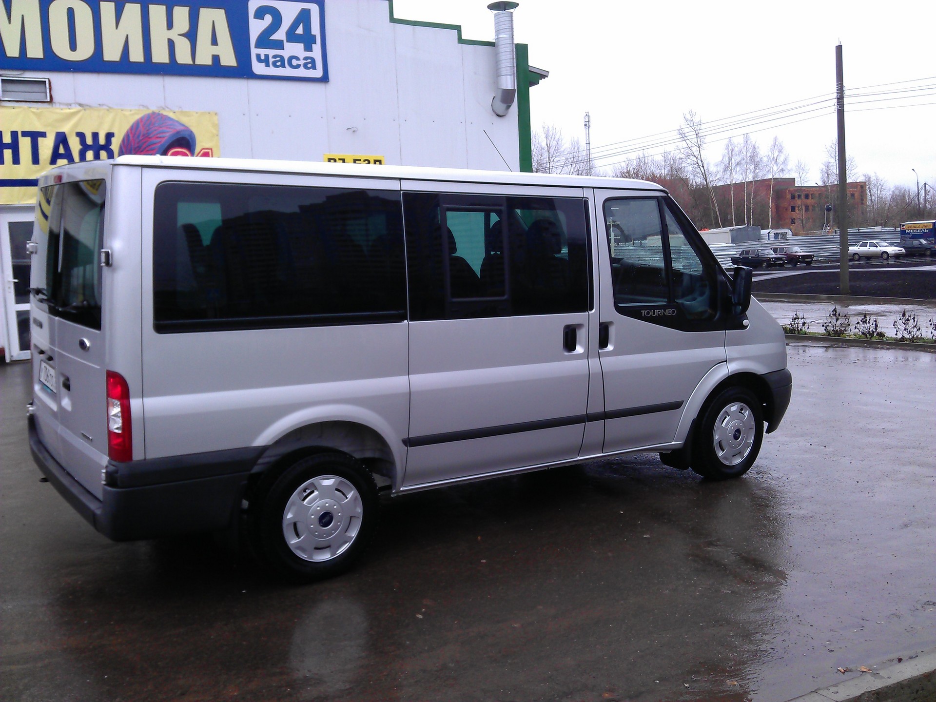 Ford Transit Bus: продажа микроавтобусов и ...