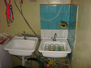 click for enlarge 640 X 480 130.4 Kb picture