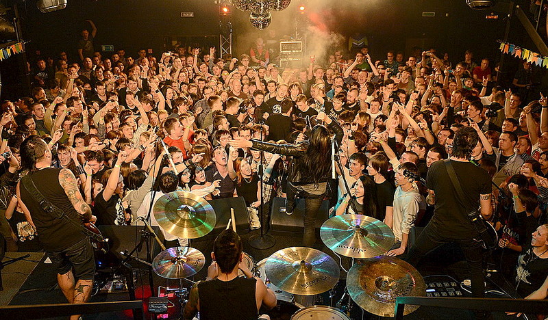 click for enlarge 1000 X 585 286.2 Kb picture