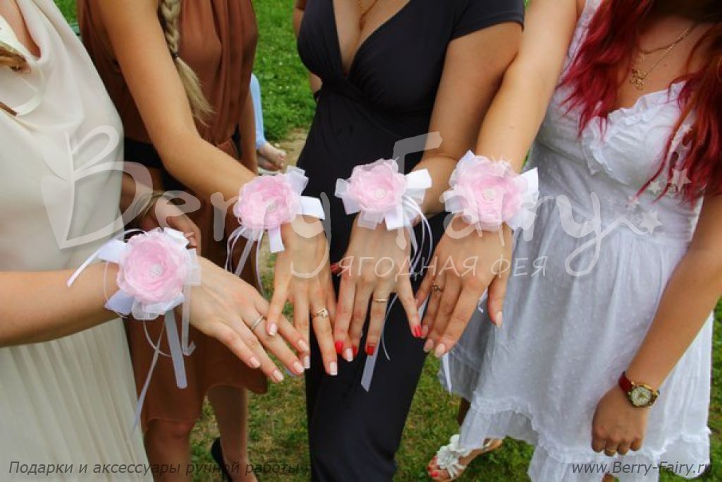 Свадебное украшение на руку для подружек невесты