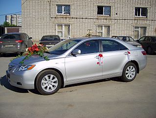 700 X 525  73.1 Kb  santa fe  camry  