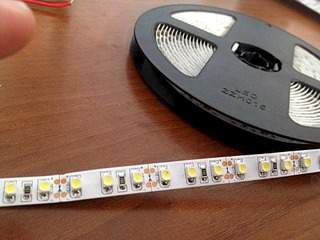 1920 X 1440 747.7 Kb    LED 