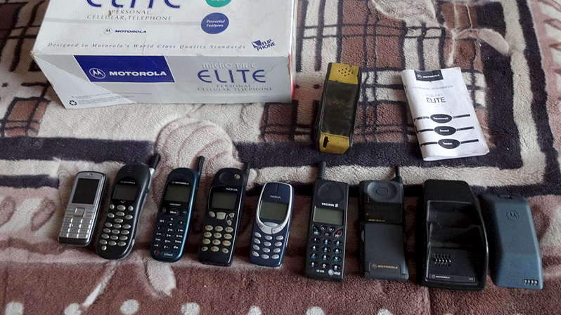 1920 X 1079 259.7 Kb  !  Motorola Microtac Elite !