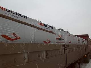 1920 X 1440 409.2 Kb  