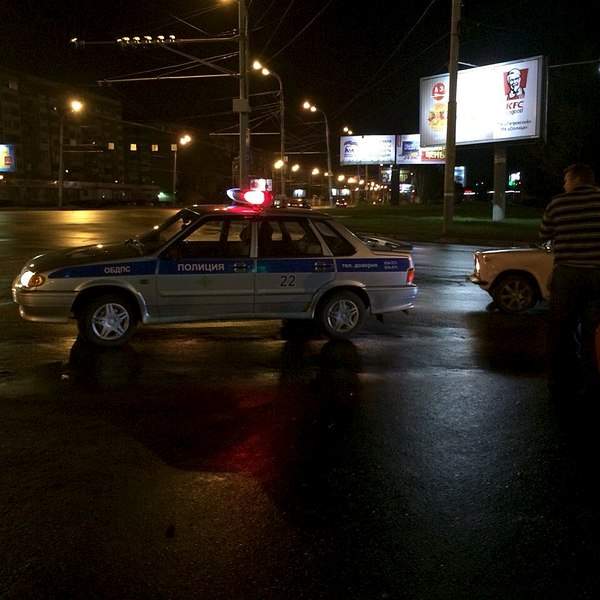 960 X 960 141.2 Kb 764 X 1024 111.5 Kb 1280 X 720 141.9 Kb 06.09.2015 ДТП около 4:00 на ул. 10 лет Октября и Удмуртская. Нексию нехило размотало