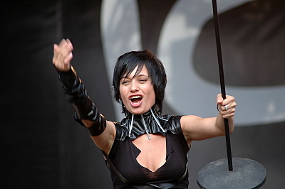 click for enlarge 800 X 532 82.7 Kb picture