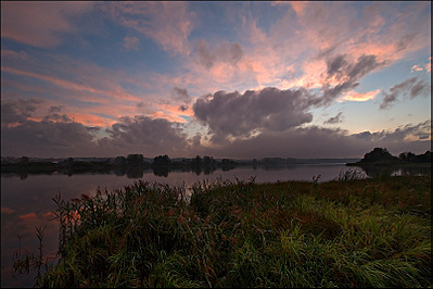 click for enlarge 803 X 536 140.1 Kb picture