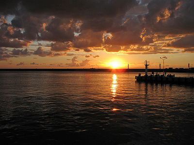 click for enlarge 700 X 525 125.5 Kb picture