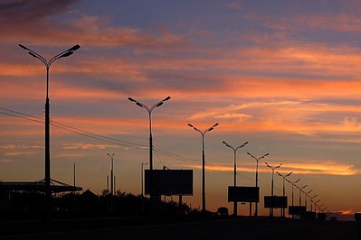 click for enlarge 600 X 400 39.5 Kb picture