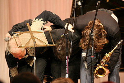 click for enlarge 900 X 600 144.1 Kb picture