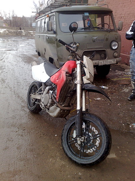 click for enlarge 1920 X 2560 860,2 Kb picture