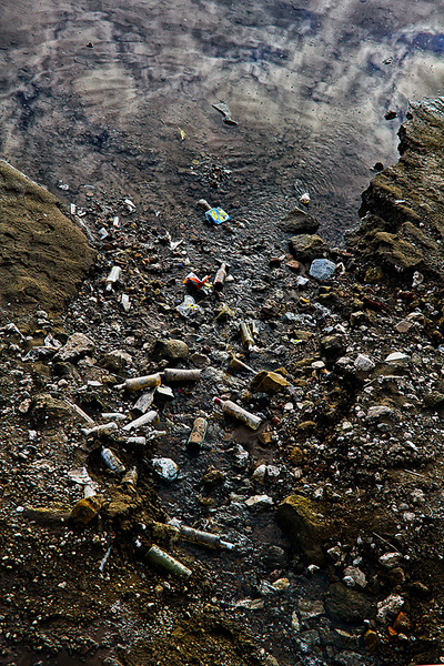 click for enlarge 600 X 900 455,5 Kb picture