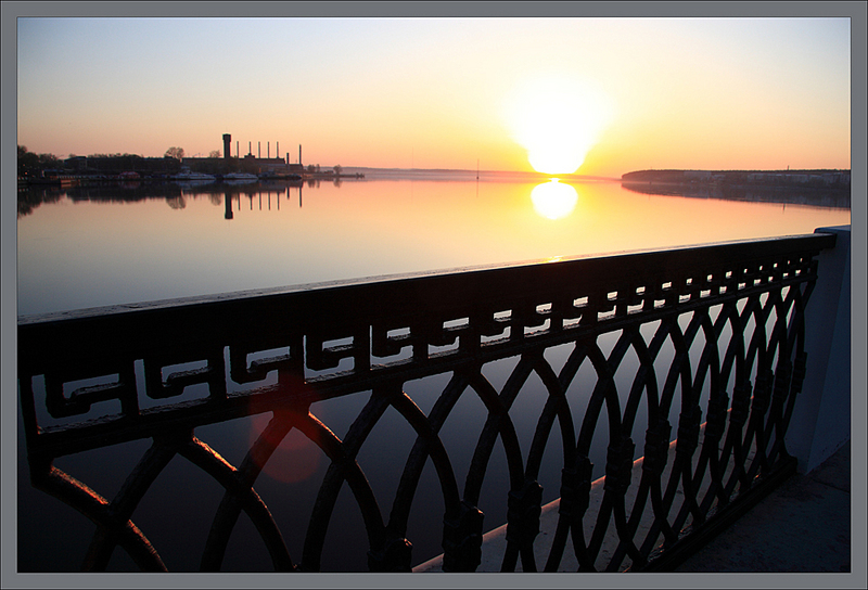 click for enlarge 1000 X 680 383,8 Kb picture