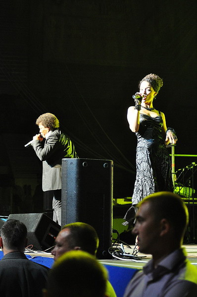 click for enlarge 598 X 900 118,6 Kb picture