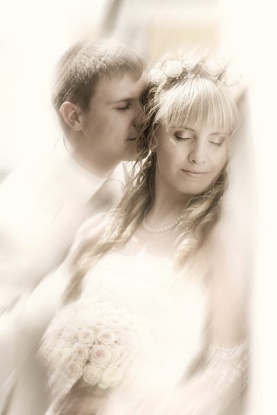 click for enlarge 600 X 900 332,4 Kb picture