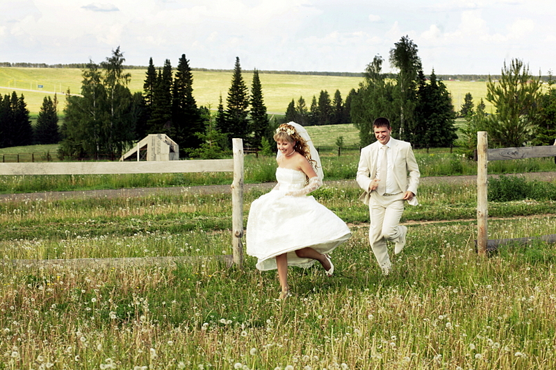 click for enlarge 900 X 600 661,3 Kb picture