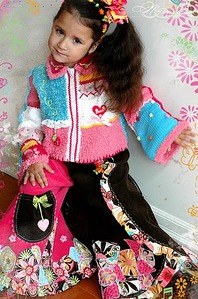 click for enlarge 381 X 576 82,5 Kb picture