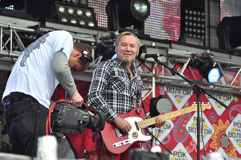 click for enlarge 900 X 598 224,9 Kb picture