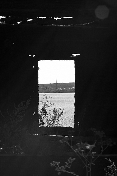 click for enlarge 532 X 800 187,2 Kb picture