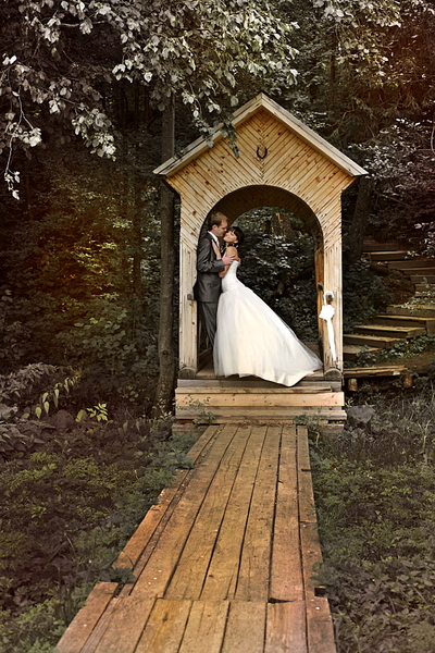 click for enlarge 600 X 900 660,1 Kb picture