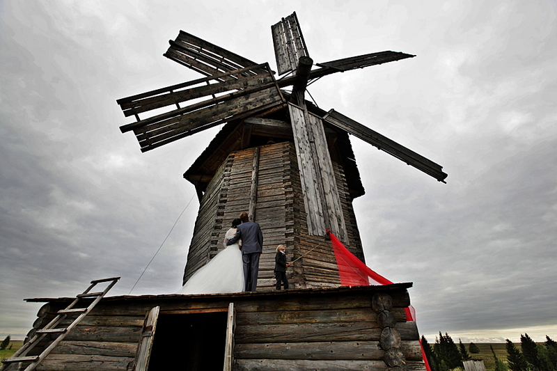 click for enlarge 900 X 600 404,4 Kb picture