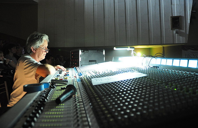 click for enlarge 900 X 580 142,1 Kb picture