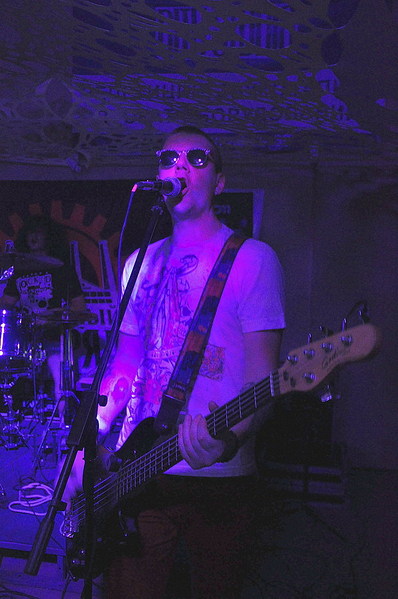 click for enlarge 598 X 900 137,6 Kb picture