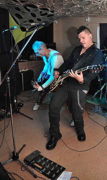 click for enlarge 538 X 900 183,0 Kb picture