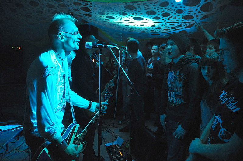 click for enlarge 900 X 598 162,8 Kb picture