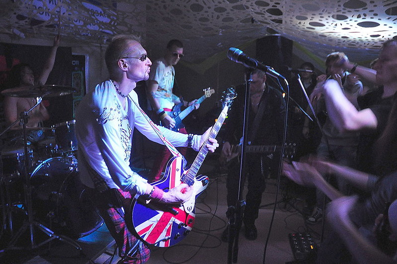 click for enlarge 900 X 598 169,4 Kb picture