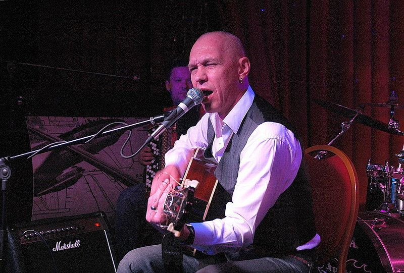 click for enlarge 900 X 609 189,9 Kb picture