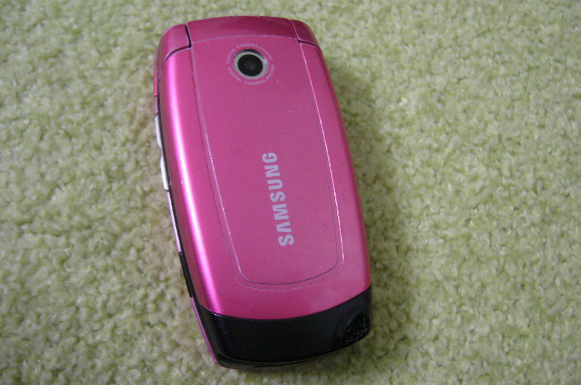 Samsung SGH x650 розовый