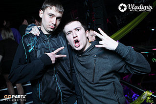 click for enlarge 800 X 534 100,1 Kb picture