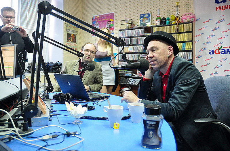 click for enlarge 900 X 590 210,8 Kb picture