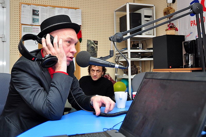 click for enlarge 900 X 598 157,7 Kb picture