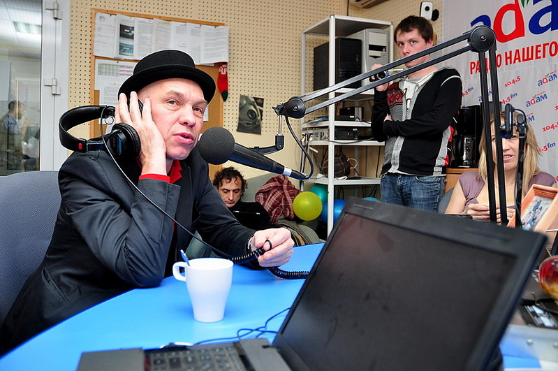 click for enlarge 900 X 598 169,9 Kb picture