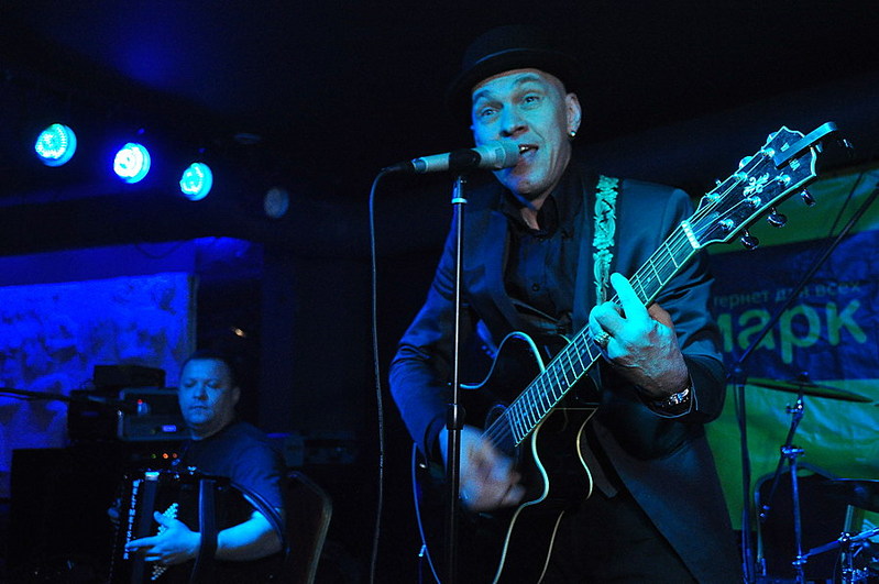 click for enlarge 900 X 598 128,7 Kb picture