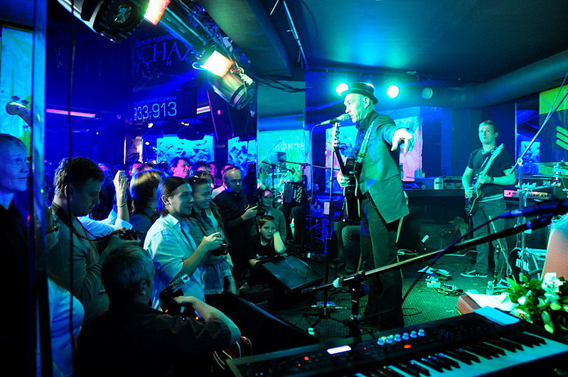 click for enlarge 900 X 598 187,0 Kb picture