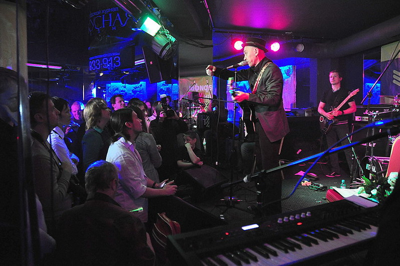 click for enlarge 900 X 598 159,8 Kb picture