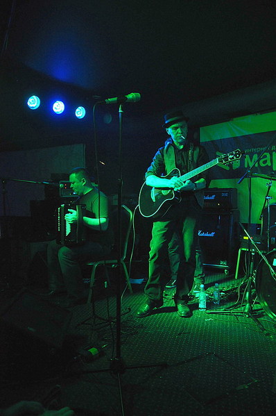 click for enlarge 598 X 900 128,7 Kb picture