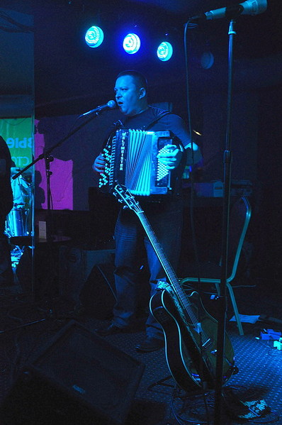 click for enlarge 598 X 900 140,6 Kb picture