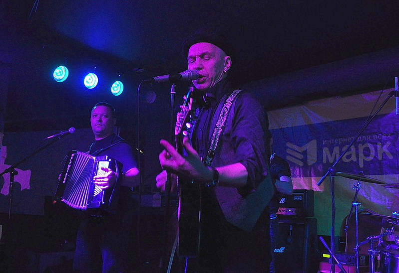 click for enlarge 900 X 617 148,7 Kb picture