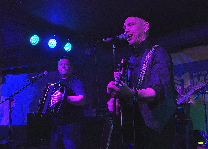 click for enlarge 900 X 647 146,8 Kb picture