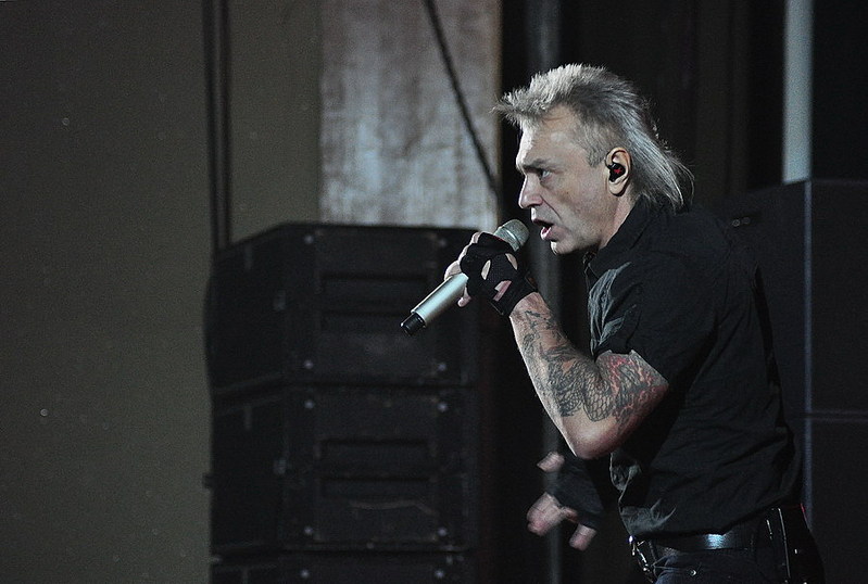 click for enlarge 900 X 606 106,8 Kb picture