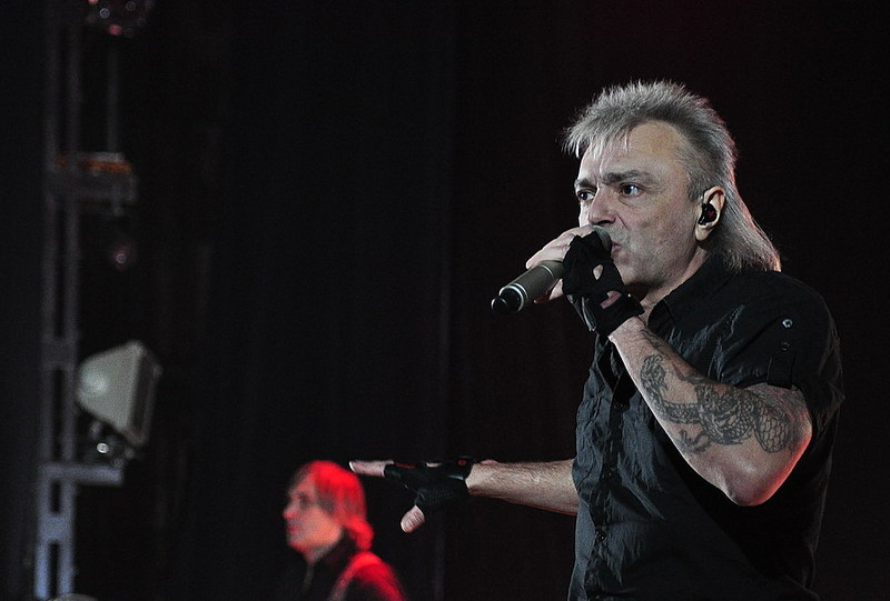 click for enlarge 900 X 609 88,6 Kb picture